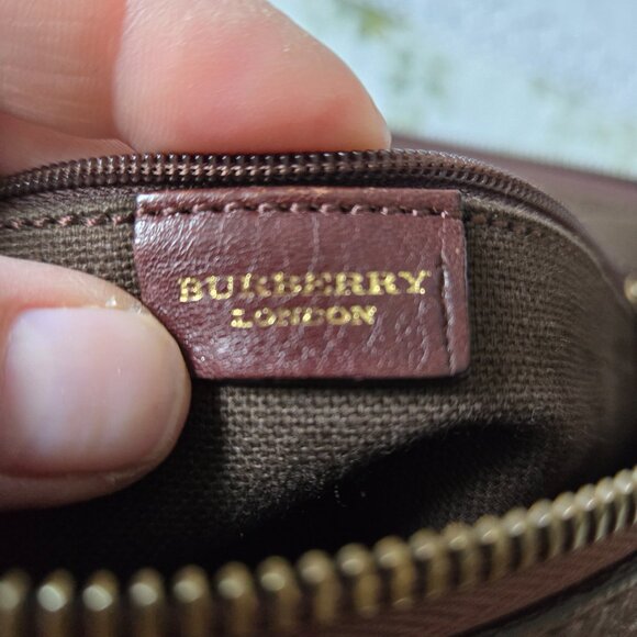 Burberry London - Picture 8 of 9